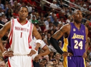 熊猫体育官网入口-灰熊对阵尼克斯，布克打出统治级数据，诠释何为唯一性