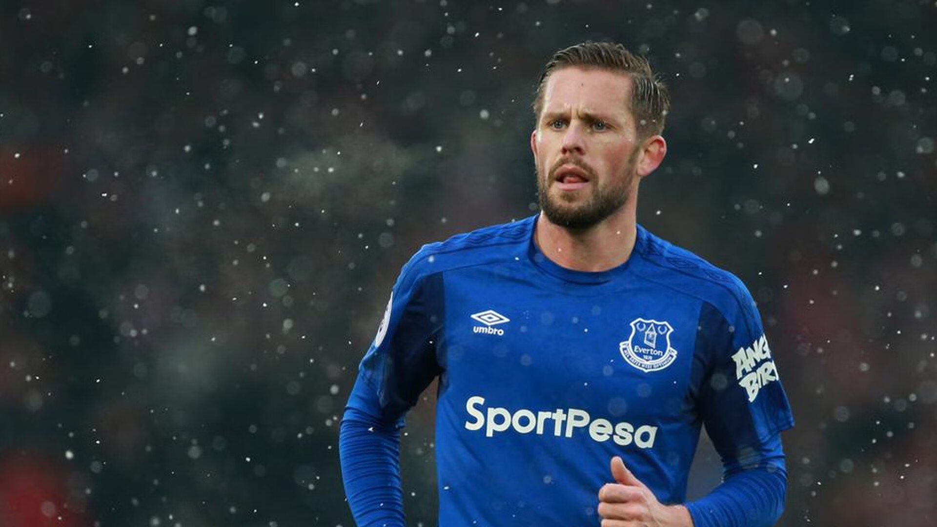 哈利伯顿火热状态引领掘金击溃魔术，唯一性之战彰显丹佛新王气质