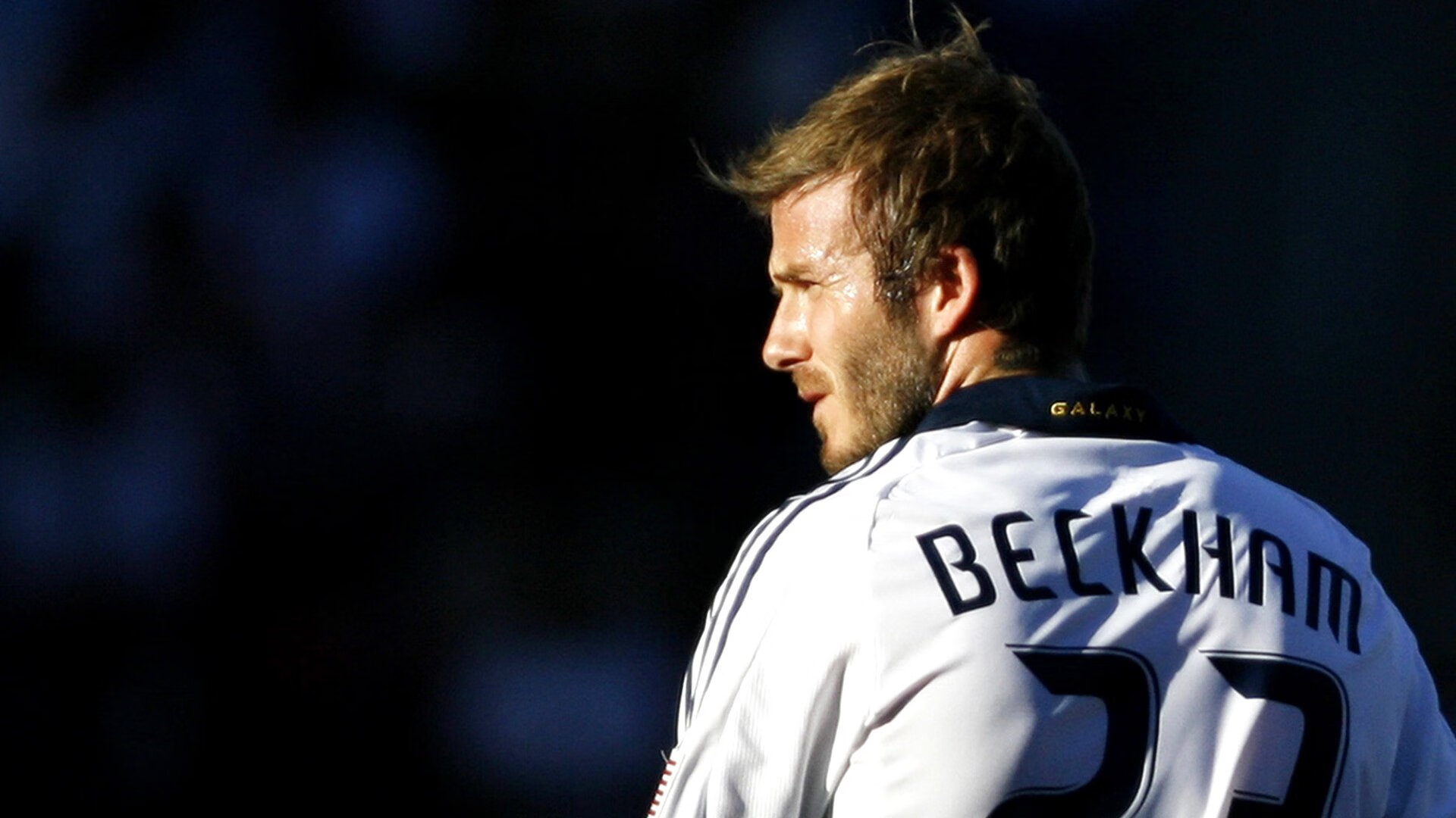 当碾压成为一面镜子，奥恰洛夫惊艳背后，我们真正该看见什么