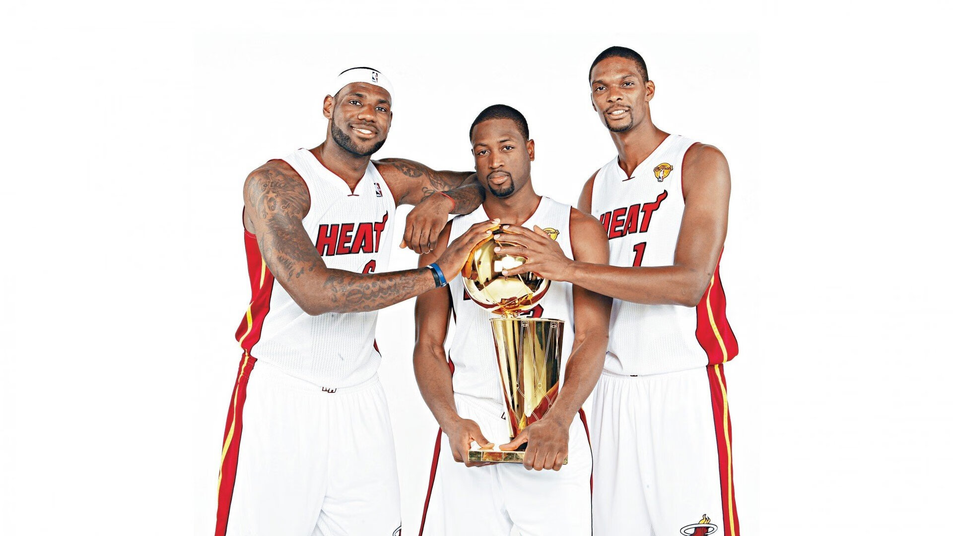 孤星与两河，苏亚雷斯里程碑之夜，伊拉克收编塞维利亚的文明博弈